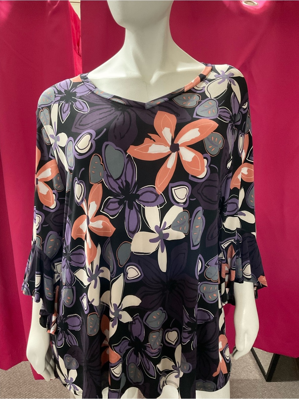 Women’s Floral V-Neck Tunic Top in Black and Coral